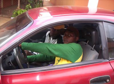 harneche mon amie de l'ecole la il se retrouve au cameroun